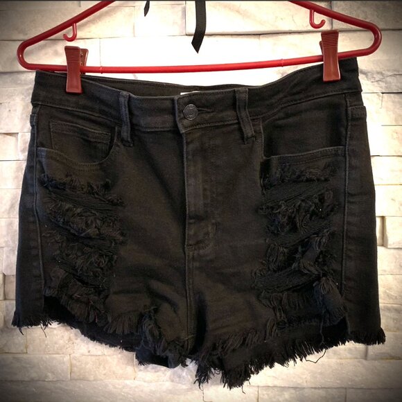 NEW - CELLO Jeans Women's Juniors High Rise Ripped Denim Shorts - large - Picture 3 of 7